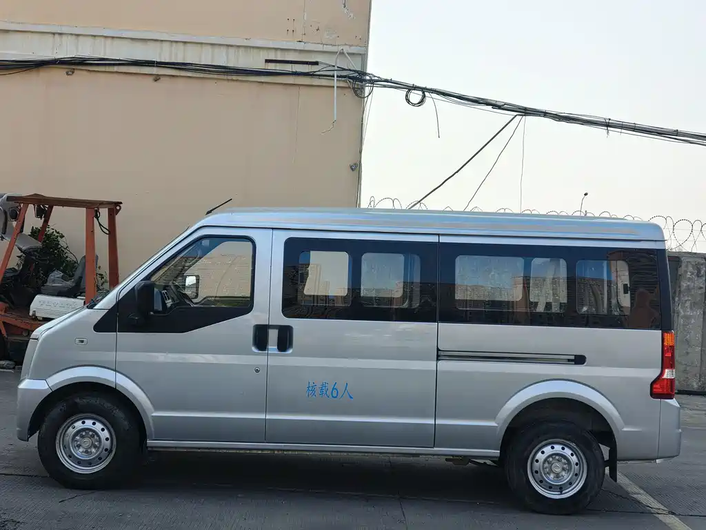 DONGFENG C36
