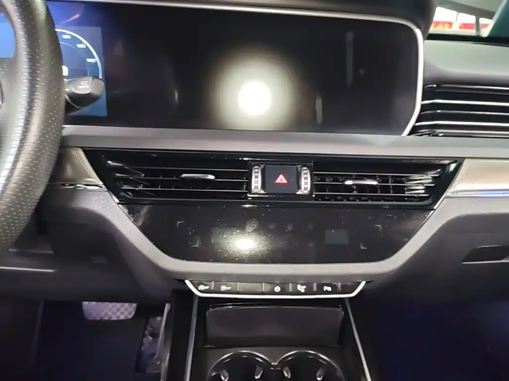 Hongqi Hongqi HS5 — миниатюра 13