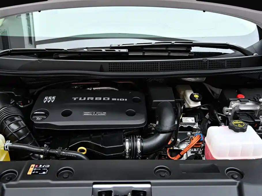 Buick GL8 Hybrid — миниатюра 34