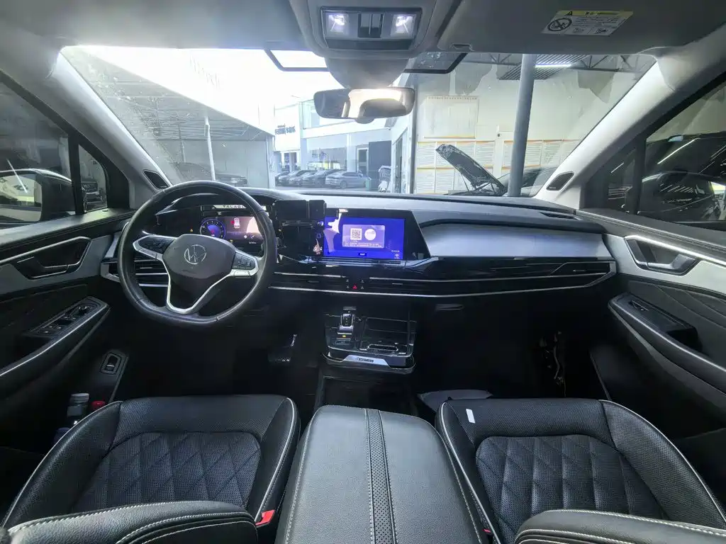 Volkswagen Talagon — миниатюра 5