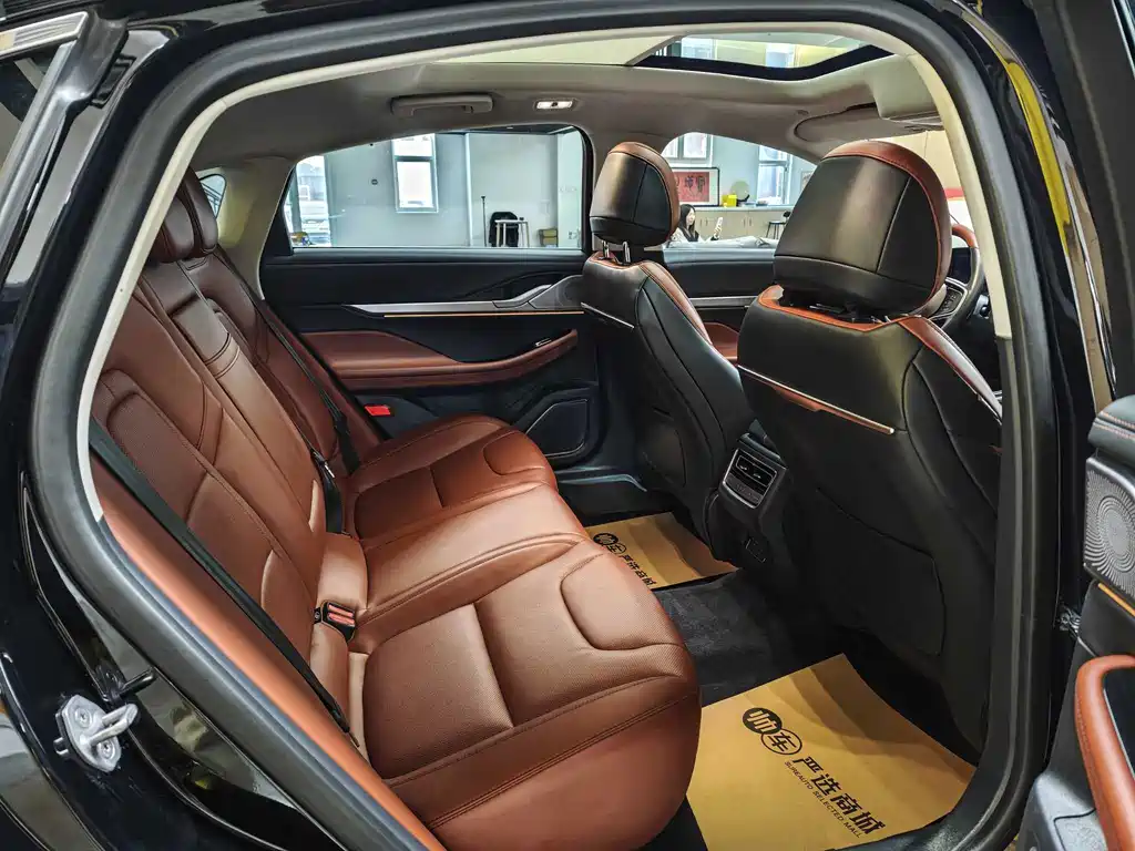 Lincoln Z — миниатюра 9