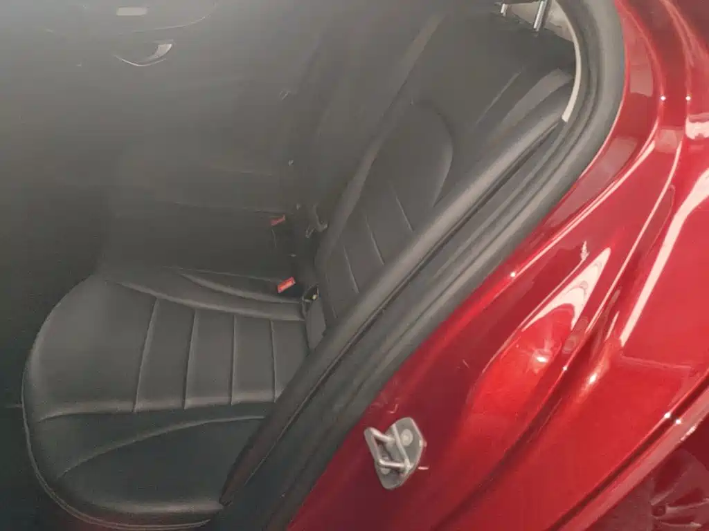 Mercedes-Benz C-Class — миниатюра 17
