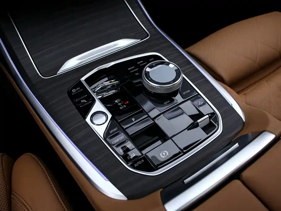 BMW X7 — миниатюра 9