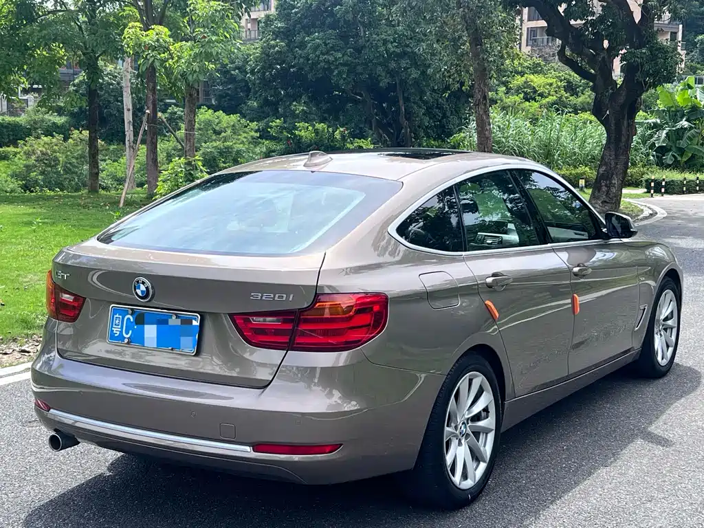 BMW 3 Series GT — миниатюра 8