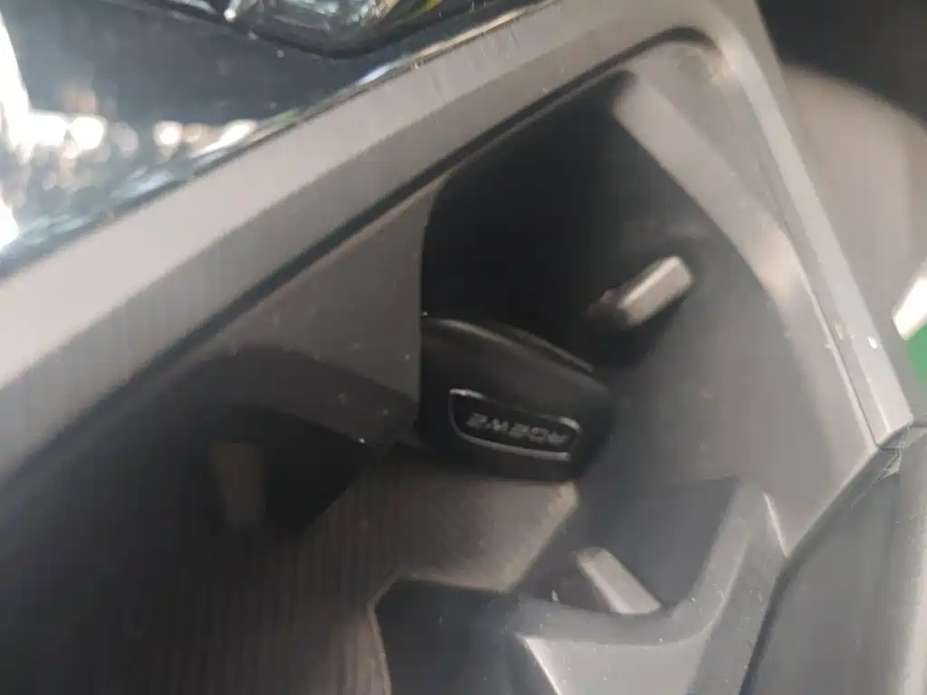 Roewe i5 — миниатюра 9