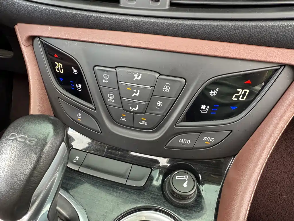 Buick Envision Plus — миниатюра 16