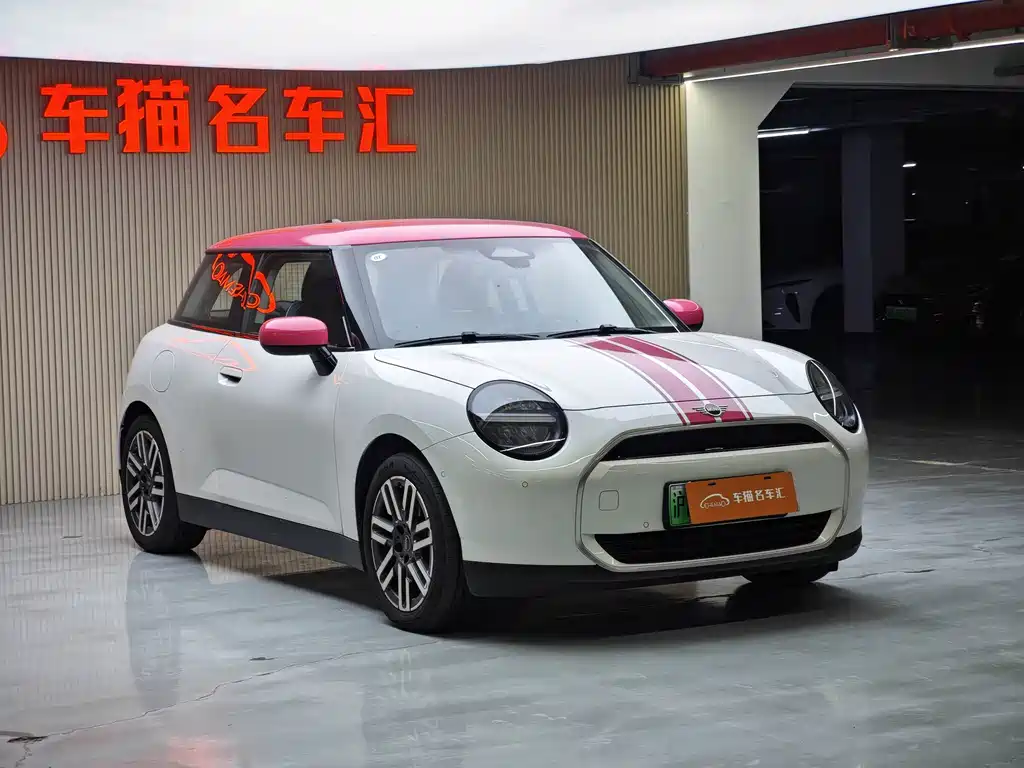 MINI MINI COOPER EV — миниатюра 2