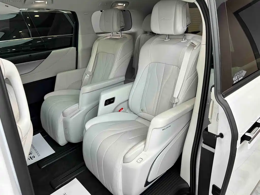 Buick GL8 Hybrid — миниатюра 26