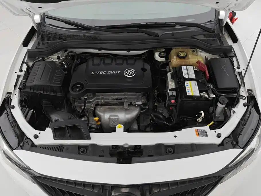 Buick Excelle — миниатюра 9