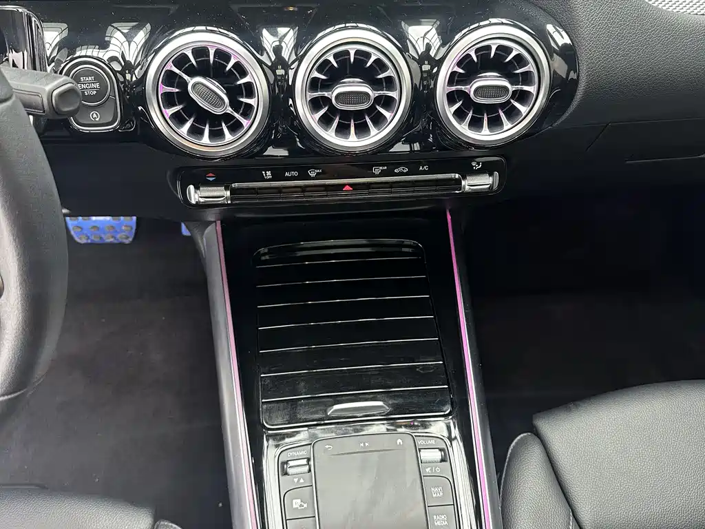 Mercedes-Benz GLA GLA 180, фото 14