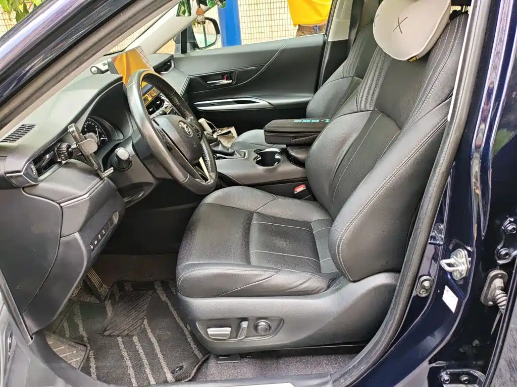 Toyota Harrier — миниатюра 8