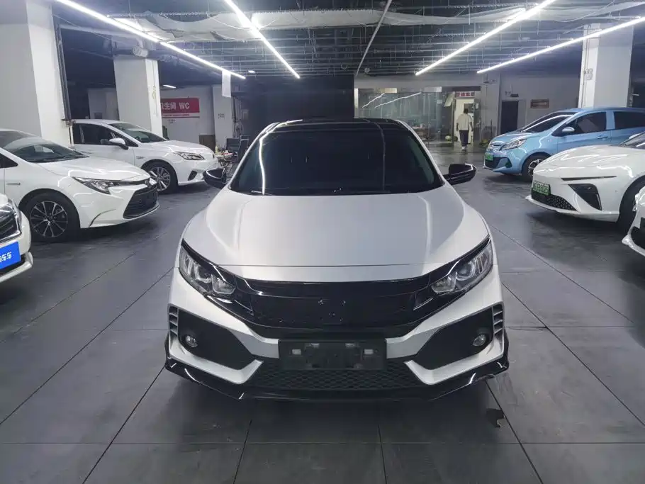 Honda Civic id 4654583 из Китая 12