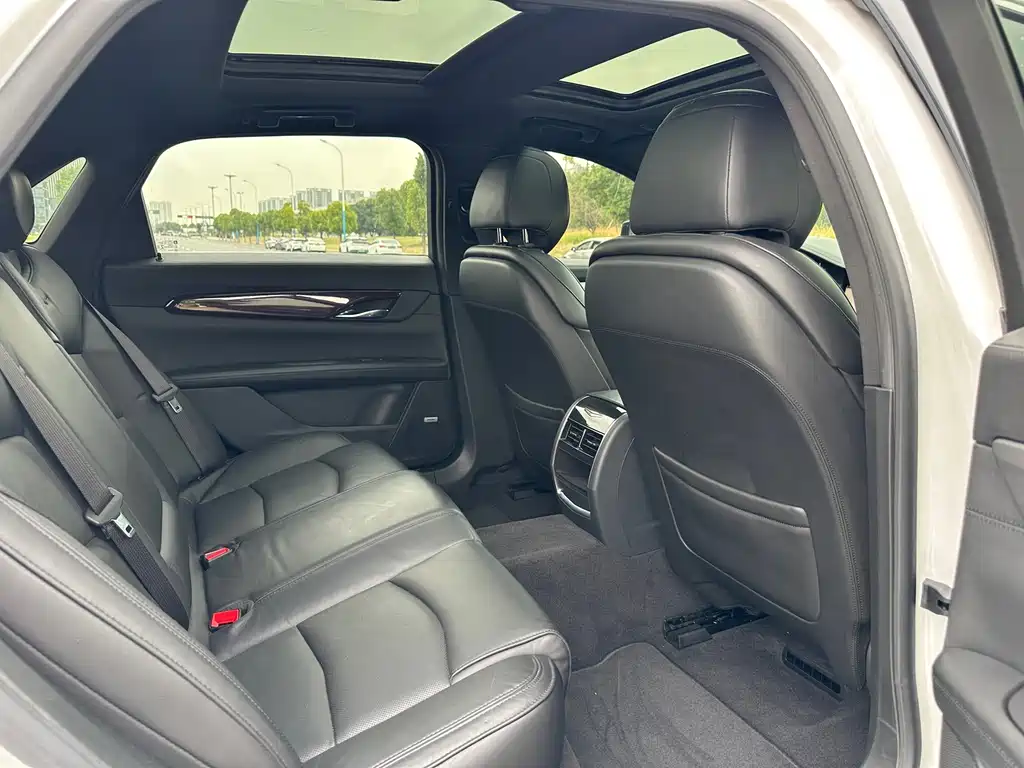 Cadillac CT6 — миниатюра 17