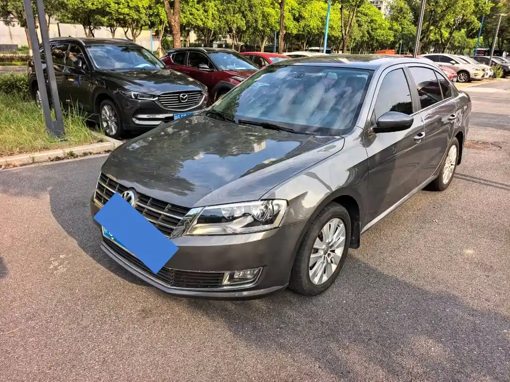 Volkswagen Lavida — миниатюра 2