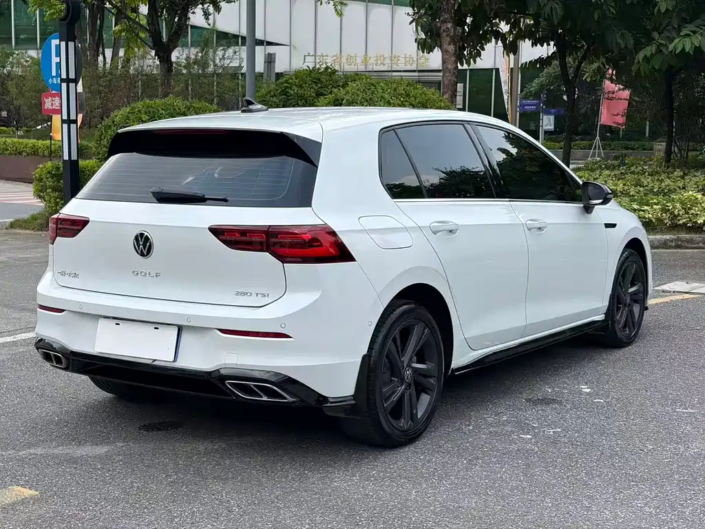 Volkswagen Golf — миниатюра 9
