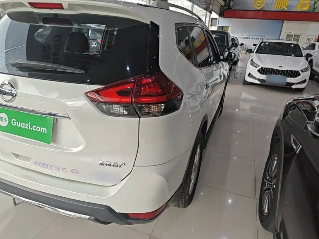 Nissan X-Trail — миниатюра 8