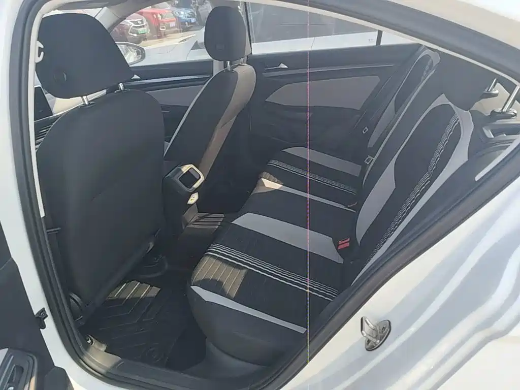 Volkswagen Bora — миниатюра 17