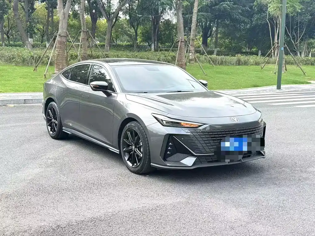 Changan UNI-V — миниатюра 3