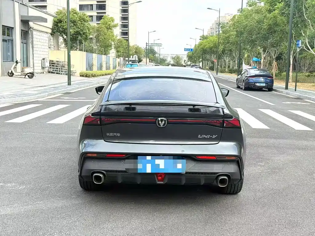 Changan UNI-V — миниатюра 8