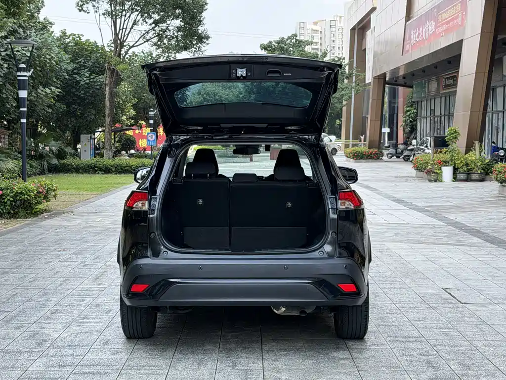 Toyota Frontlander — миниатюра 16