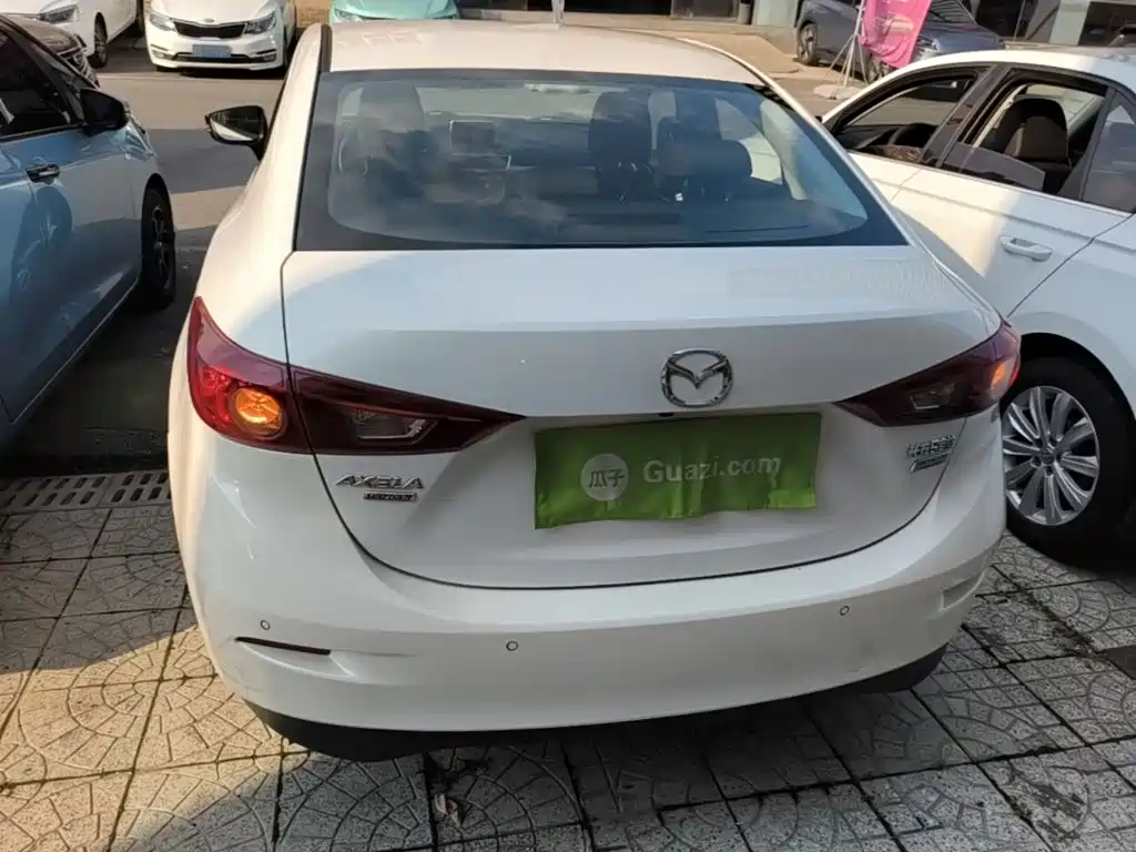 Mazda 3 Axela — миниатюра 6