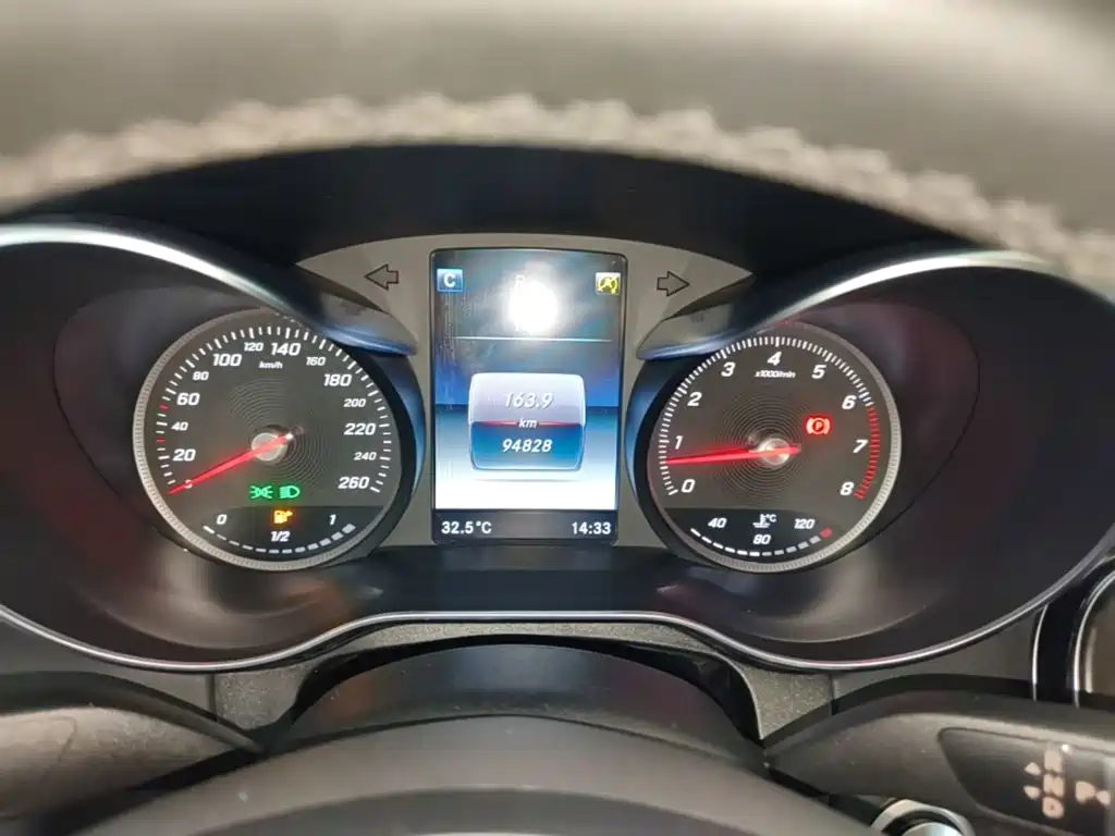 Mercedes-Benz C-Class — миниатюра 8