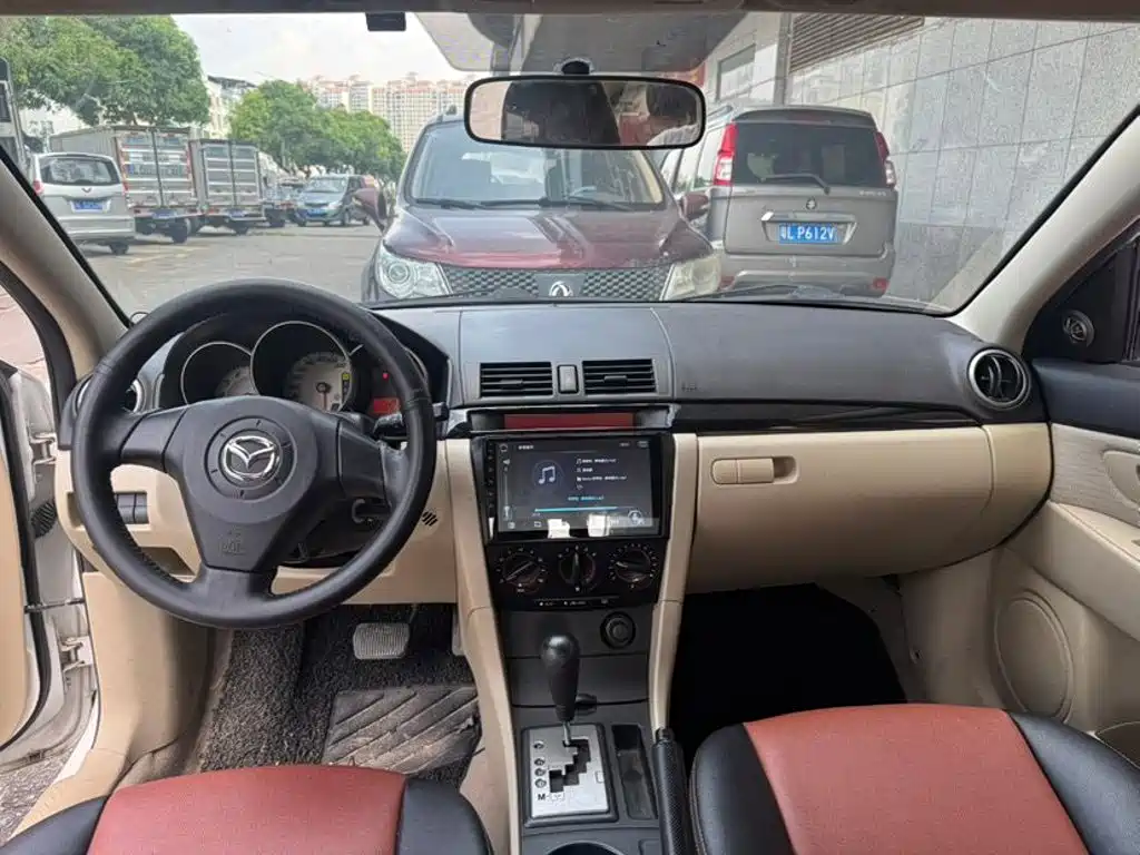 Mazda 3 — миниатюра 6