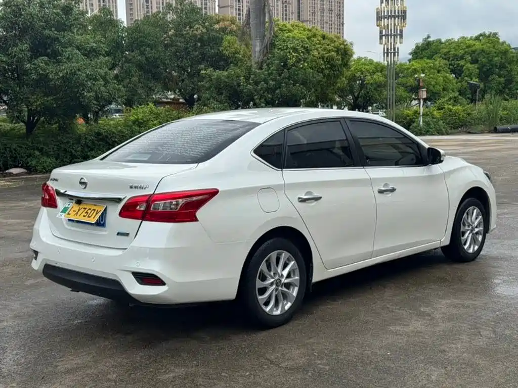 Nissan Sylphy — миниатюра 9