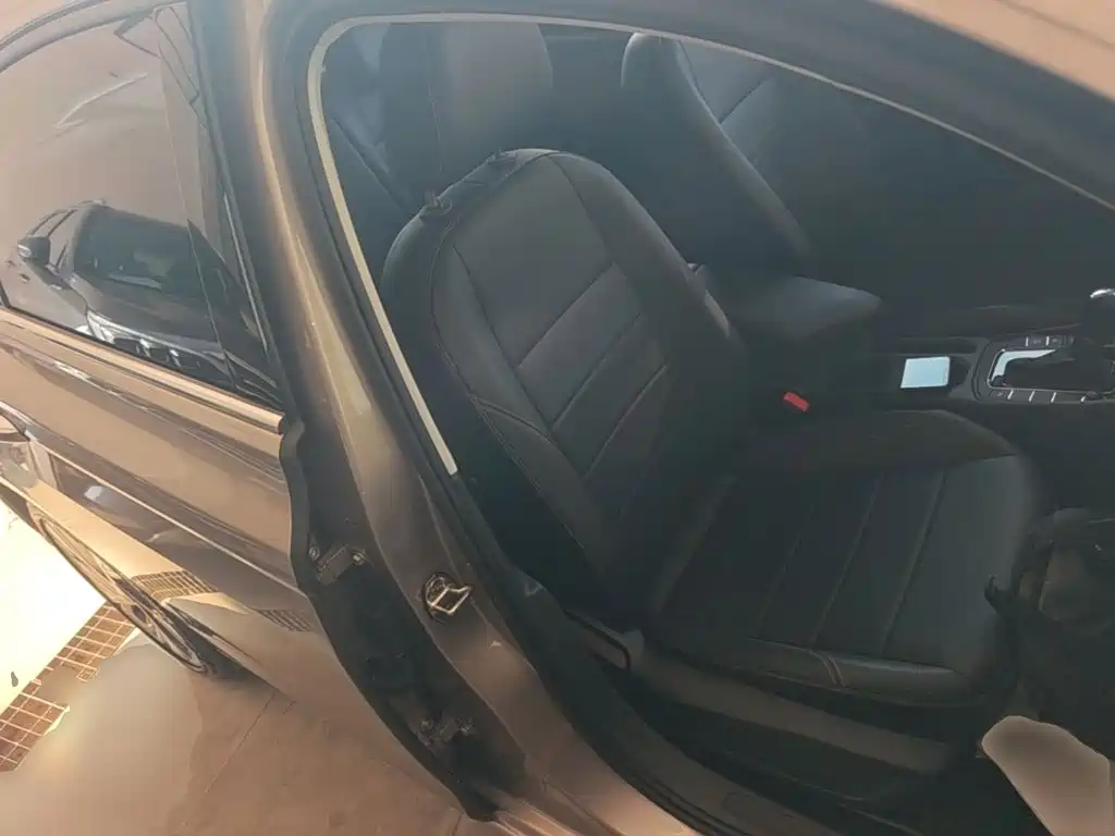Volkswagen Bora — миниатюра 25