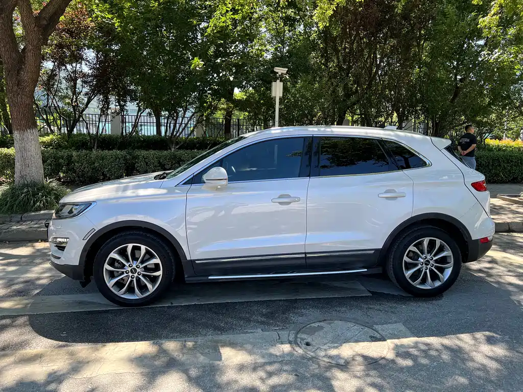 Lincoln MKC 2017 2.0T