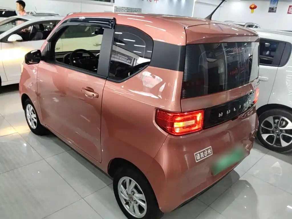 Wuling MINIEV — миниатюра 5