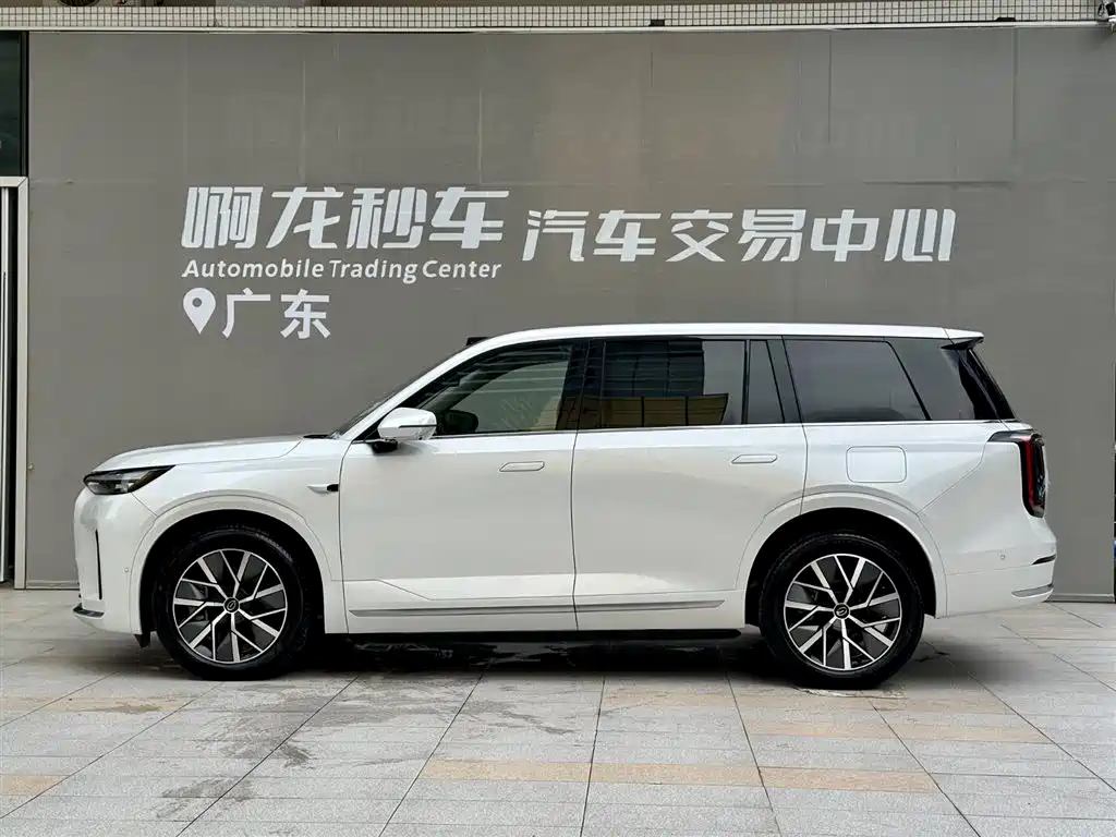GAC S9 2025 UItra 6 мест