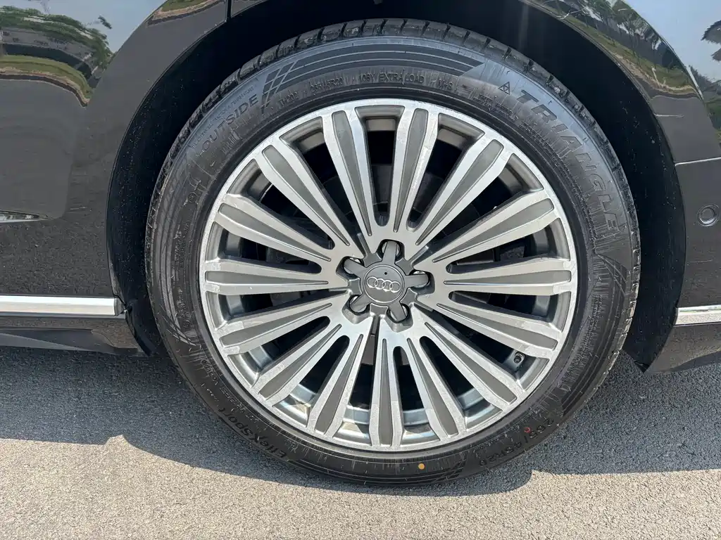 Audi A8 2018 A8L 55 TFSI quattro Premium
