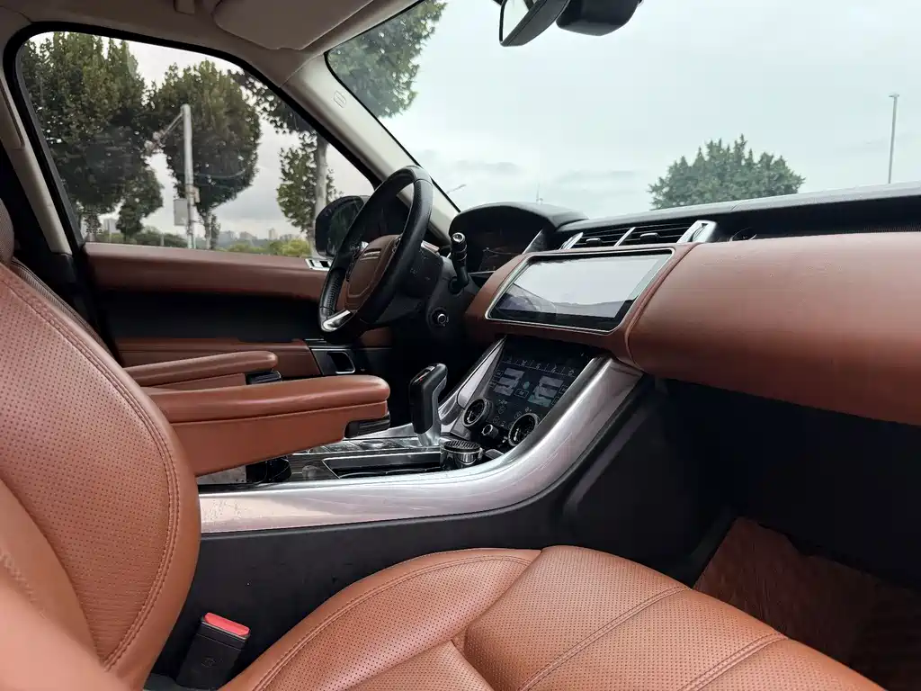 Land Rover Sport — миниатюра 11