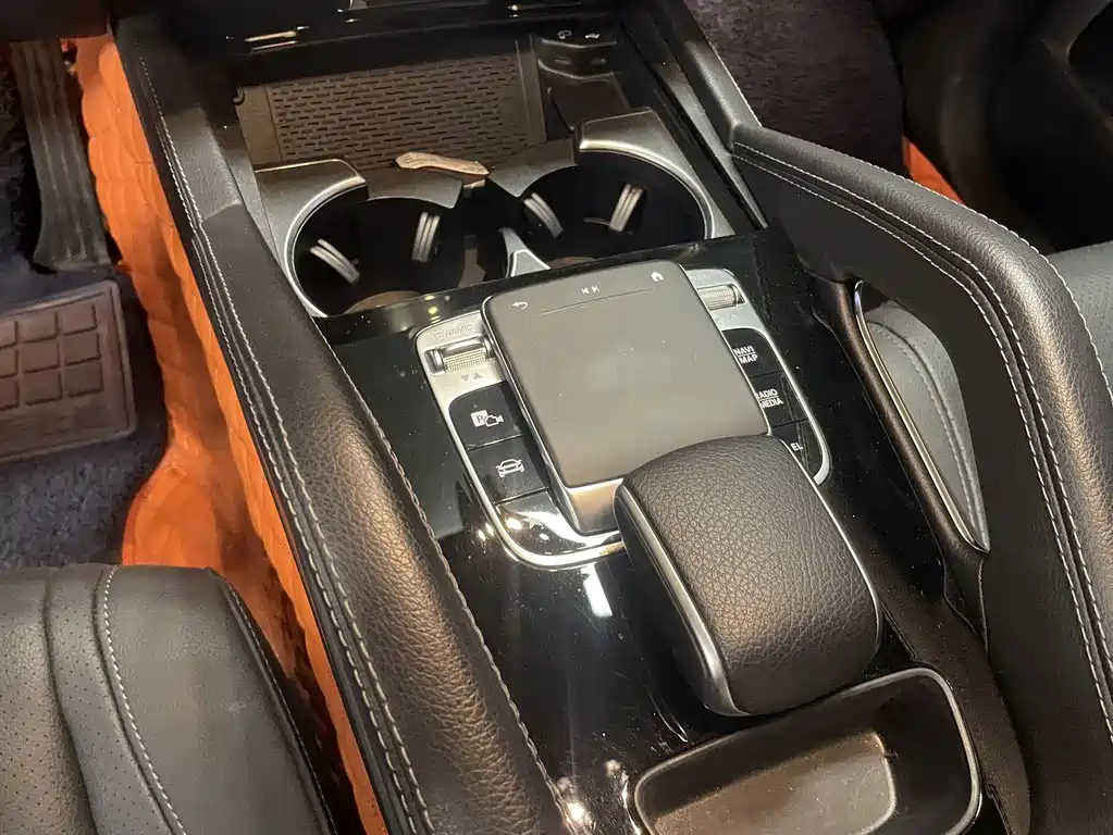 Mercedes-Benz GLE (Import) — миниатюра 5