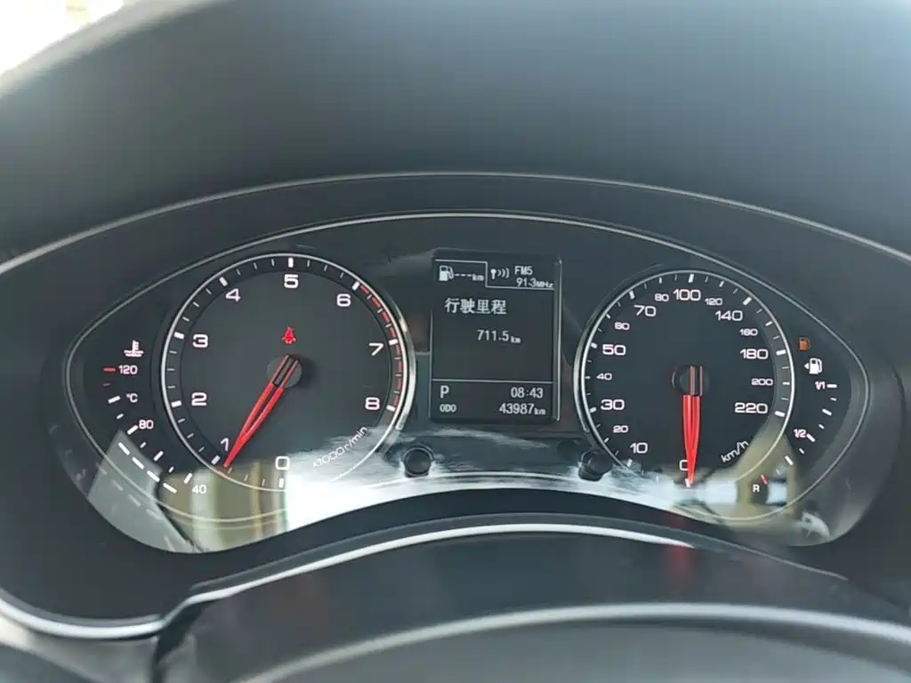 Zotye Zotye Z700 — миниатюра 12