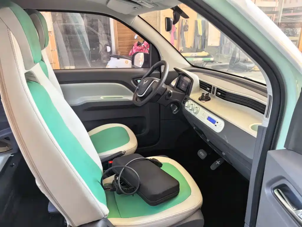 Wuling MINIEV — миниатюра 25