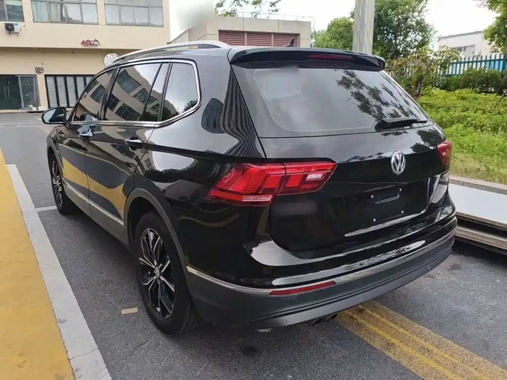 Volkswagen Tiguan L — миниатюра 5