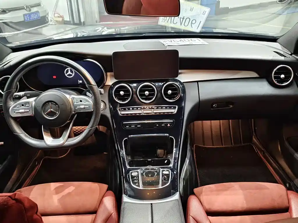 Mercedes-Benz C-Class — миниатюра 7
