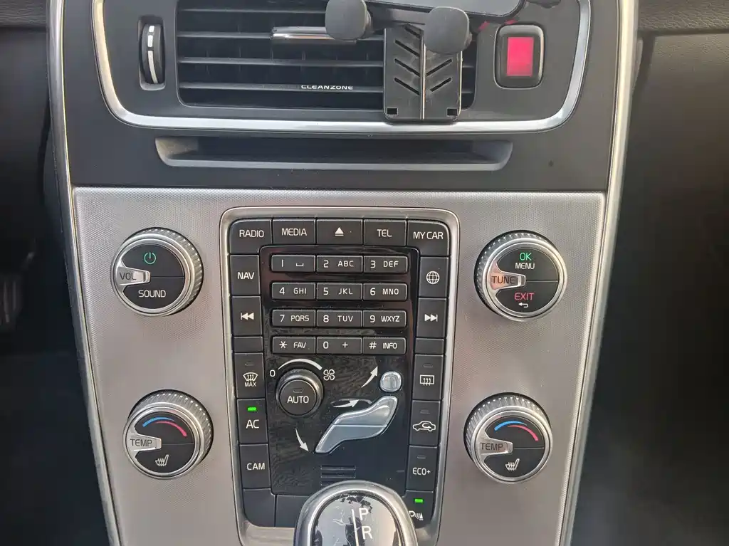 Volvo V60 — миниатюра 22
