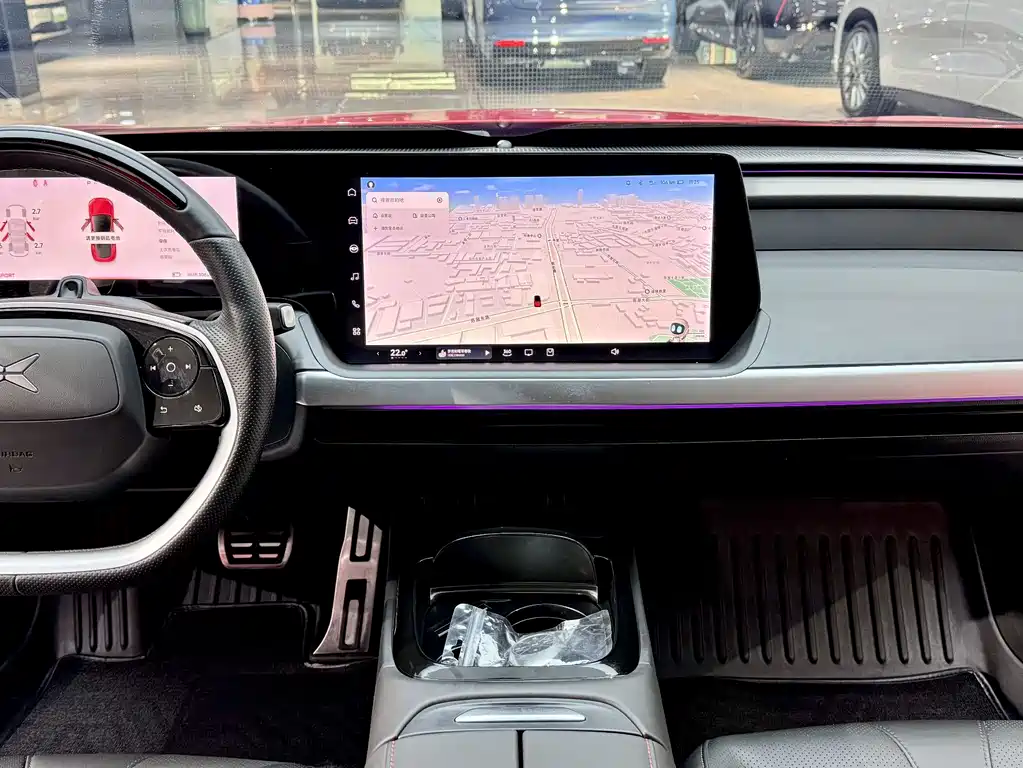 XPeng P7 — миниатюра 14