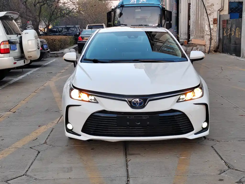 Toyota Corolla — миниатюра 3