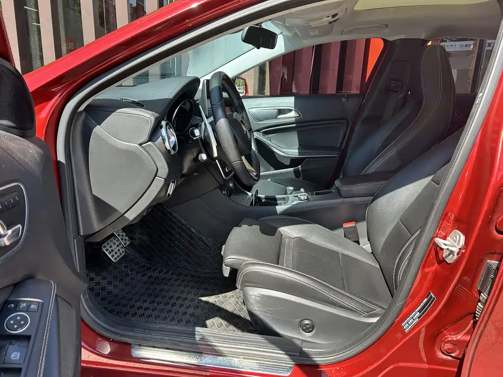 Mercedes-Benz GLA — миниатюра 4