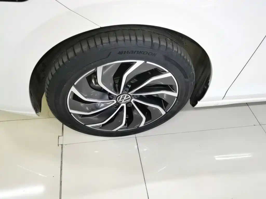 Volkswagen Golf — миниатюра 23