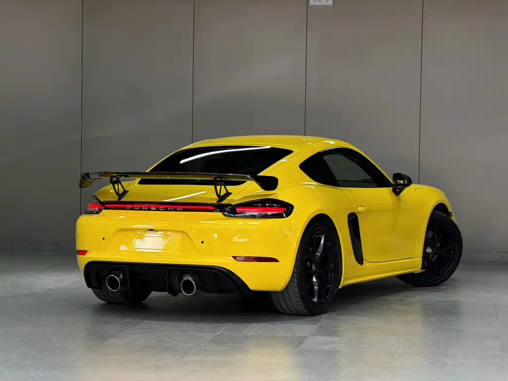 Porsche 718 2018 Cayman 2.0T