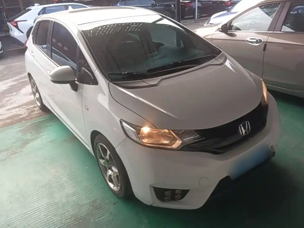 Honda Fit — миниатюра 4