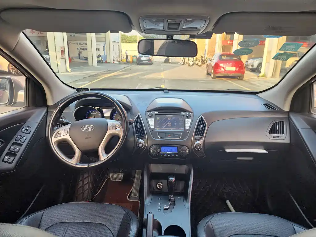Hyundai ix35 — миниатюра 6