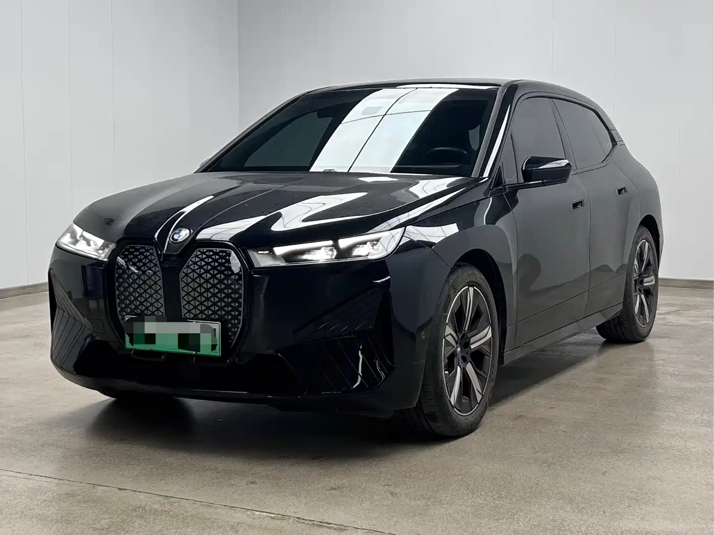 宝马iX 2022款 xDrive40 2023