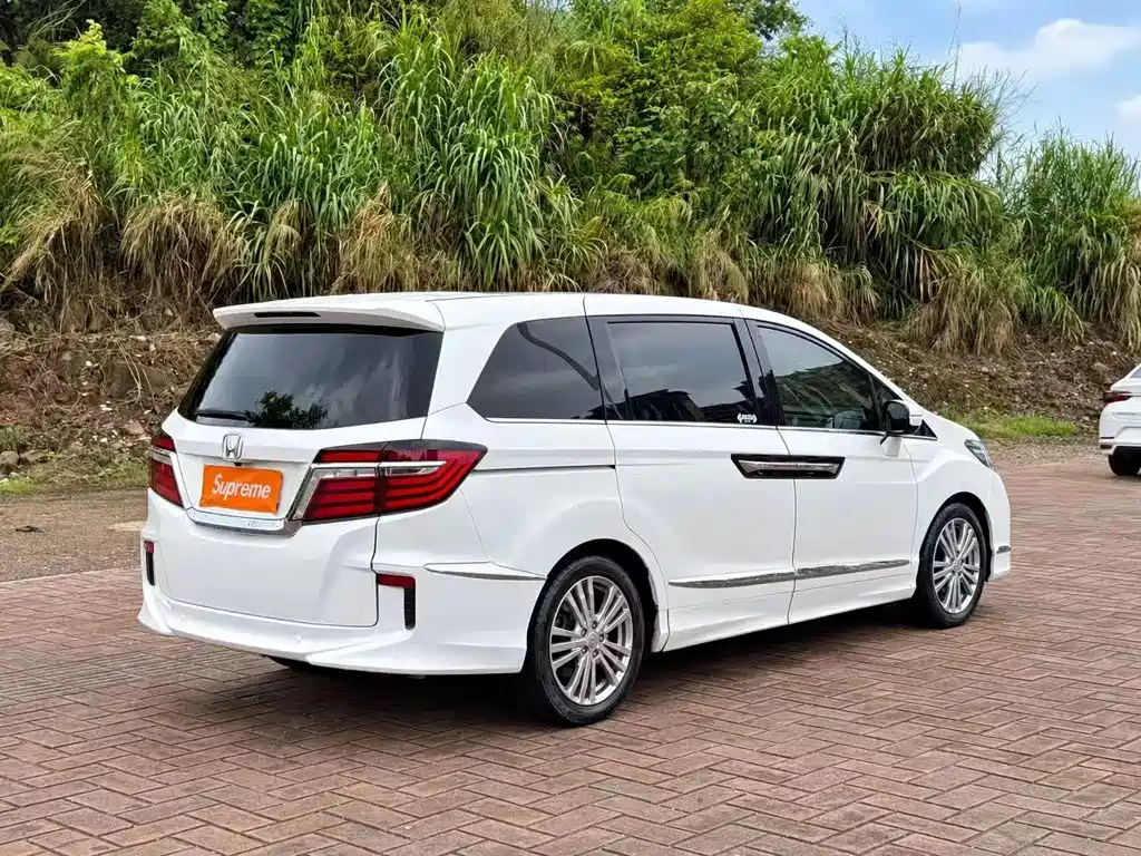 Honda Elysion — миниатюра 9