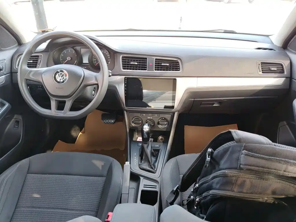 Volkswagen Lavida — миниатюра 10